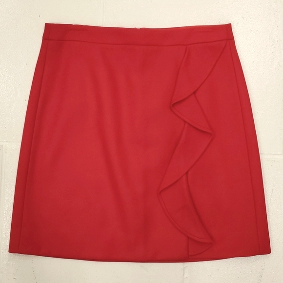 Crew wool mini skirt size 10 Tall red ruffle detail fully lined